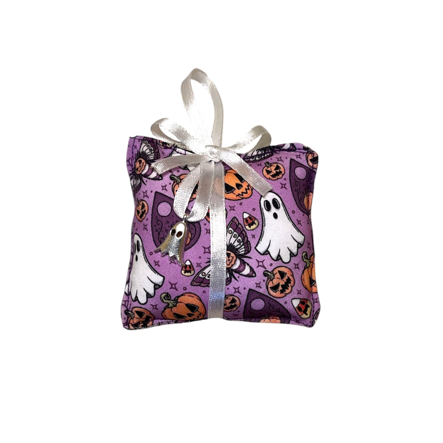 Spooky fabric baubles
