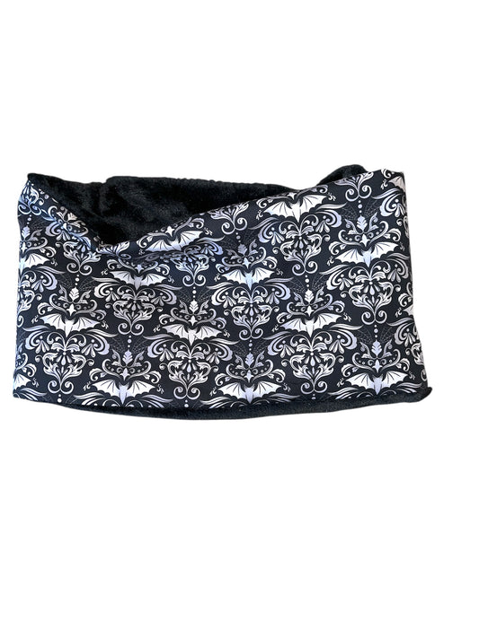 Damask bats fleece lined snood