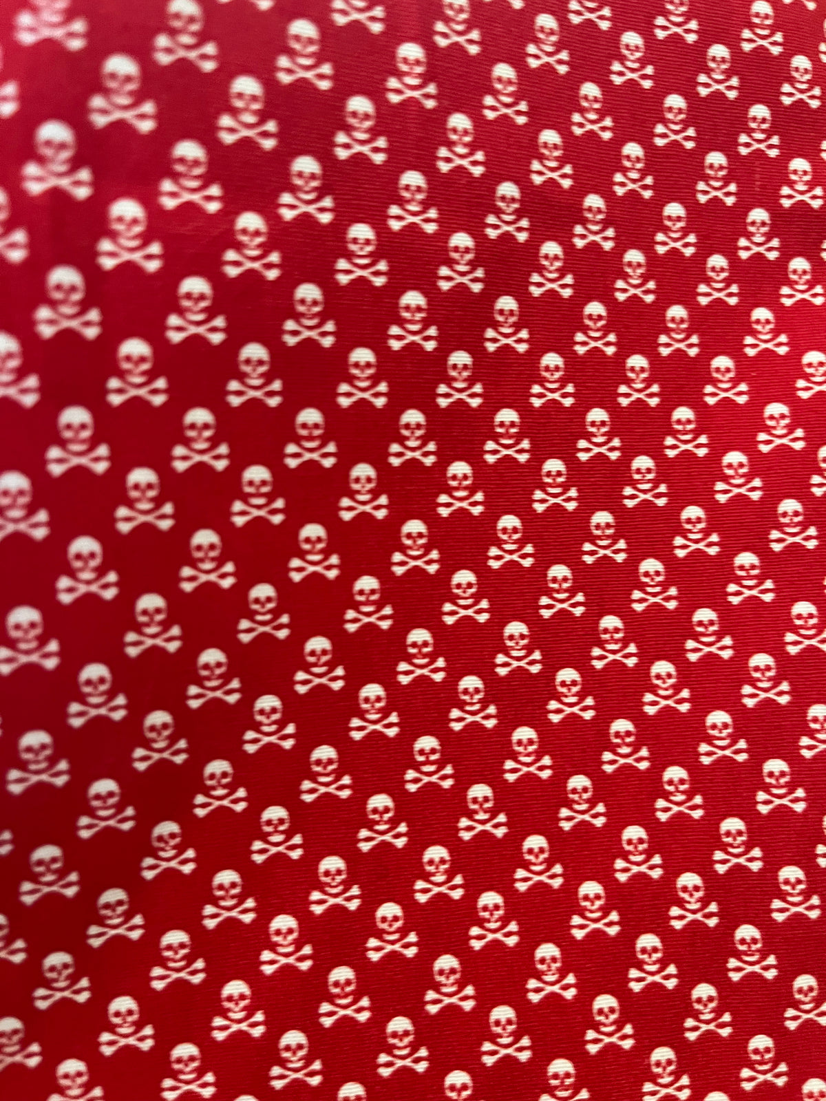 Skull and crossbones laces