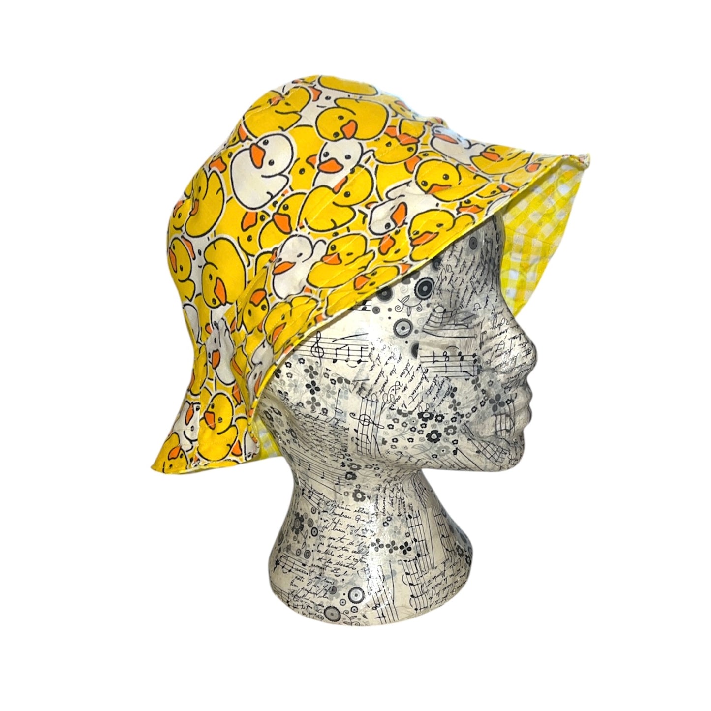 Reversible duck bucket hat