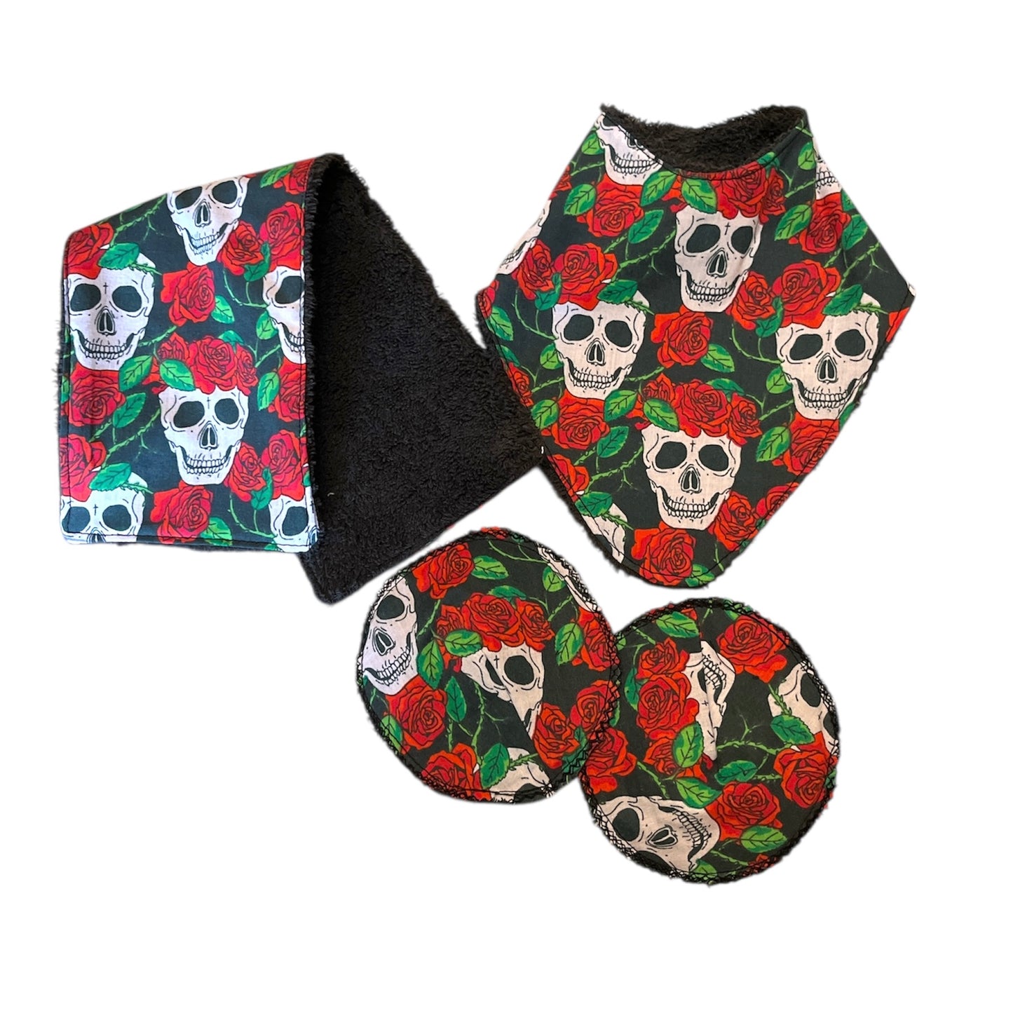 Skull and rose towelling backed reusable baby set