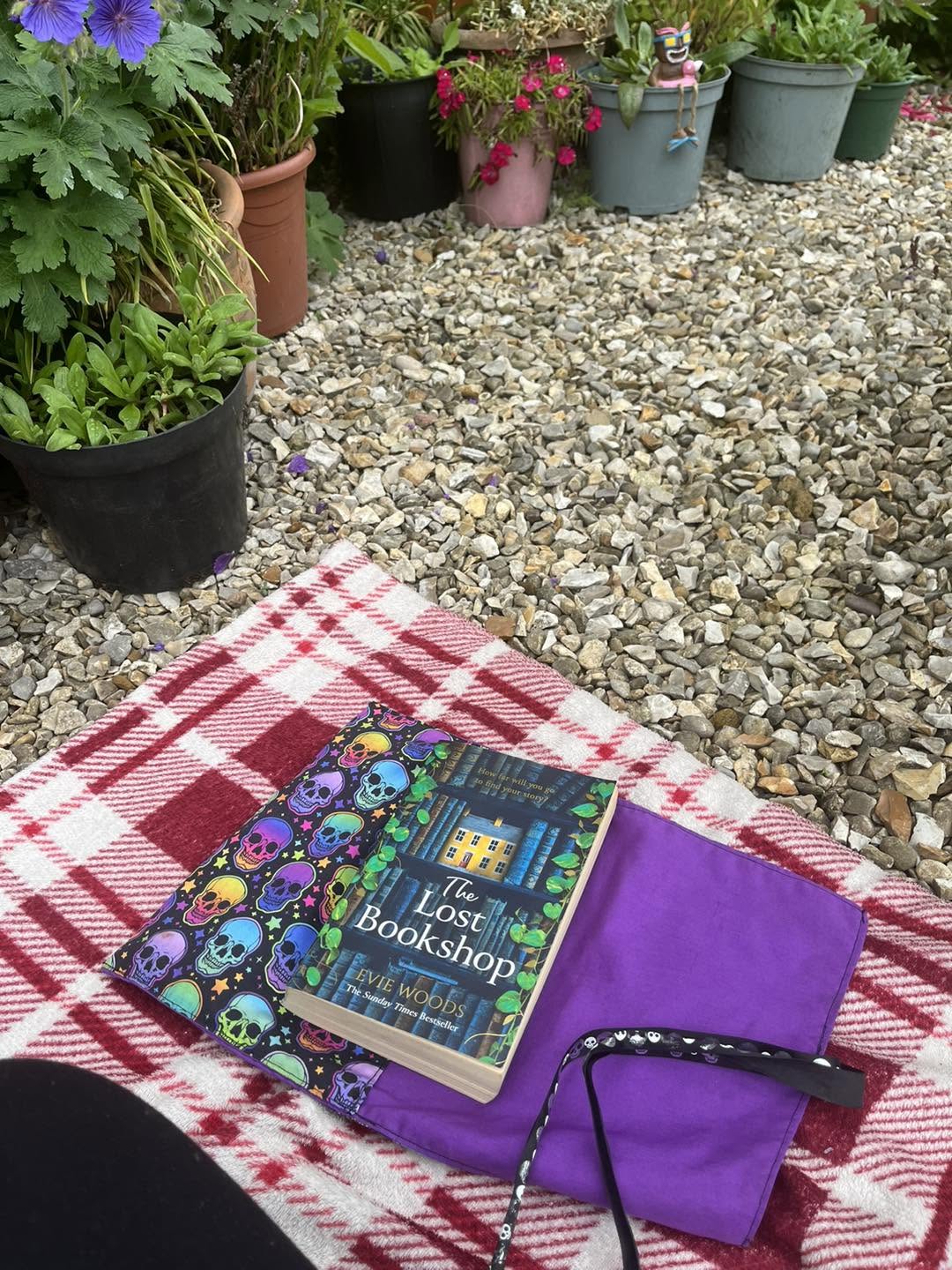 Reading books and collecting books are different hobbies!
