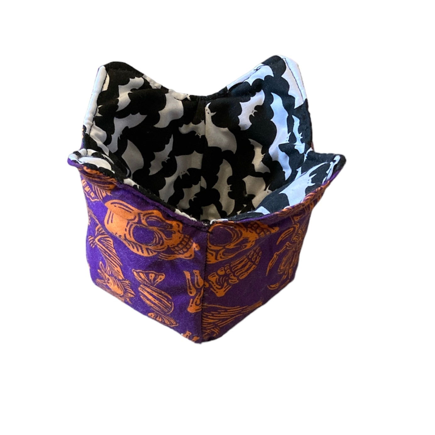 Alternative fabrics ice cream or noodle pot holder