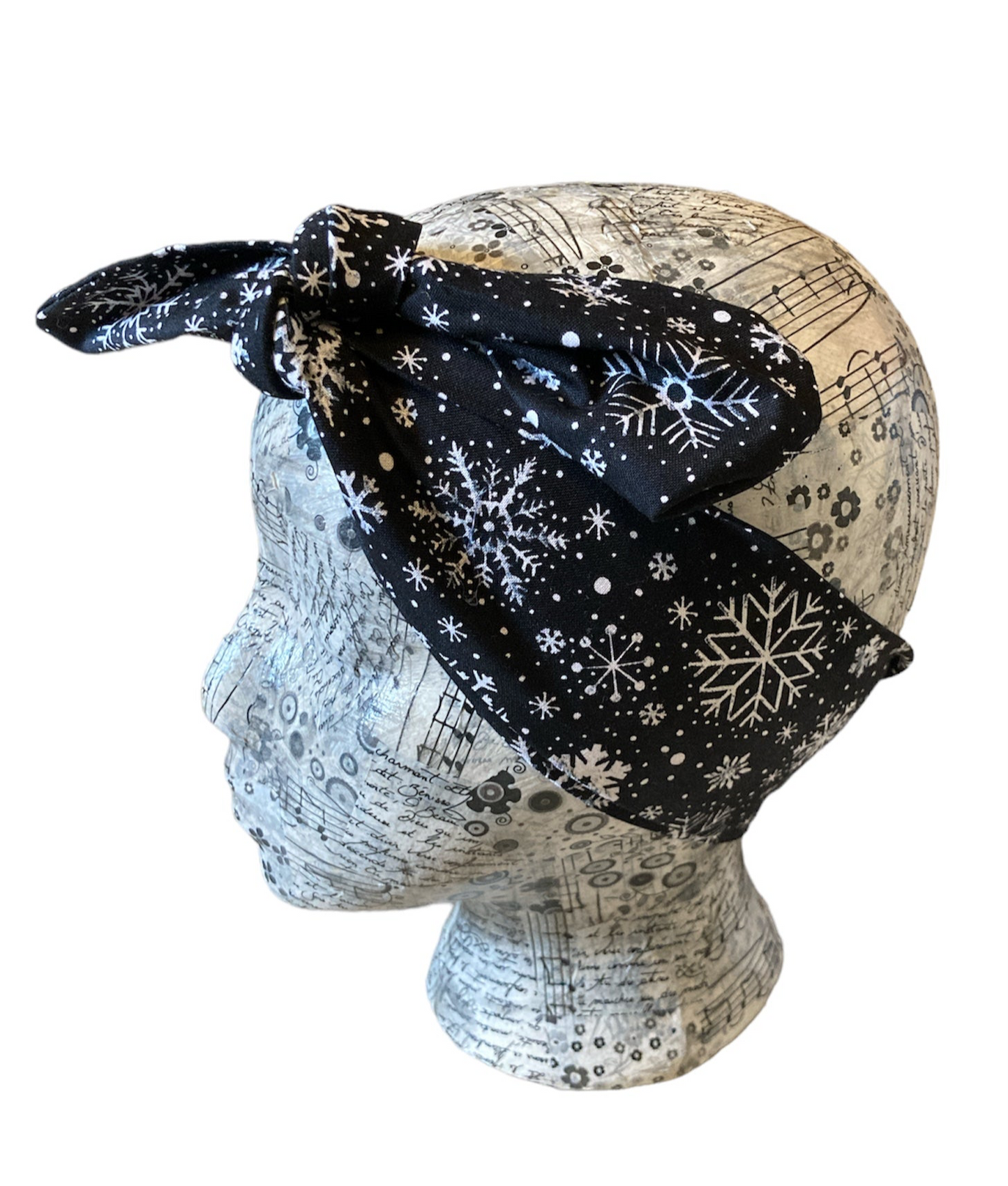 Black and white snowflake headband.