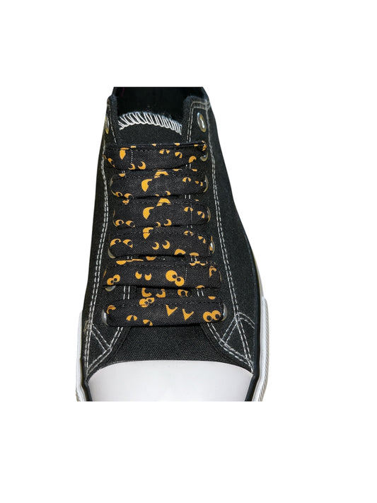 Spooky eyes laces