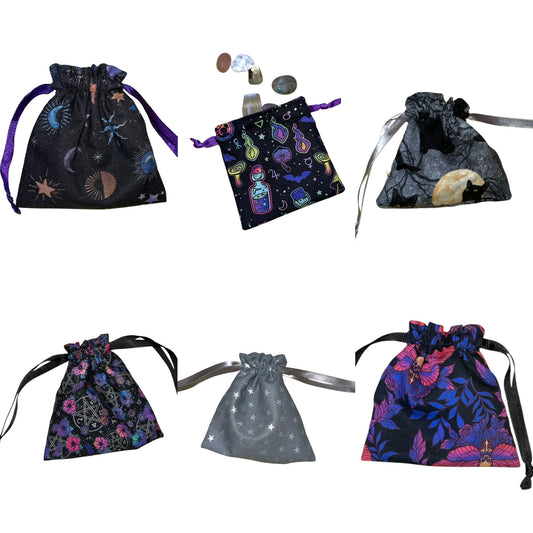 Small crystal pouches