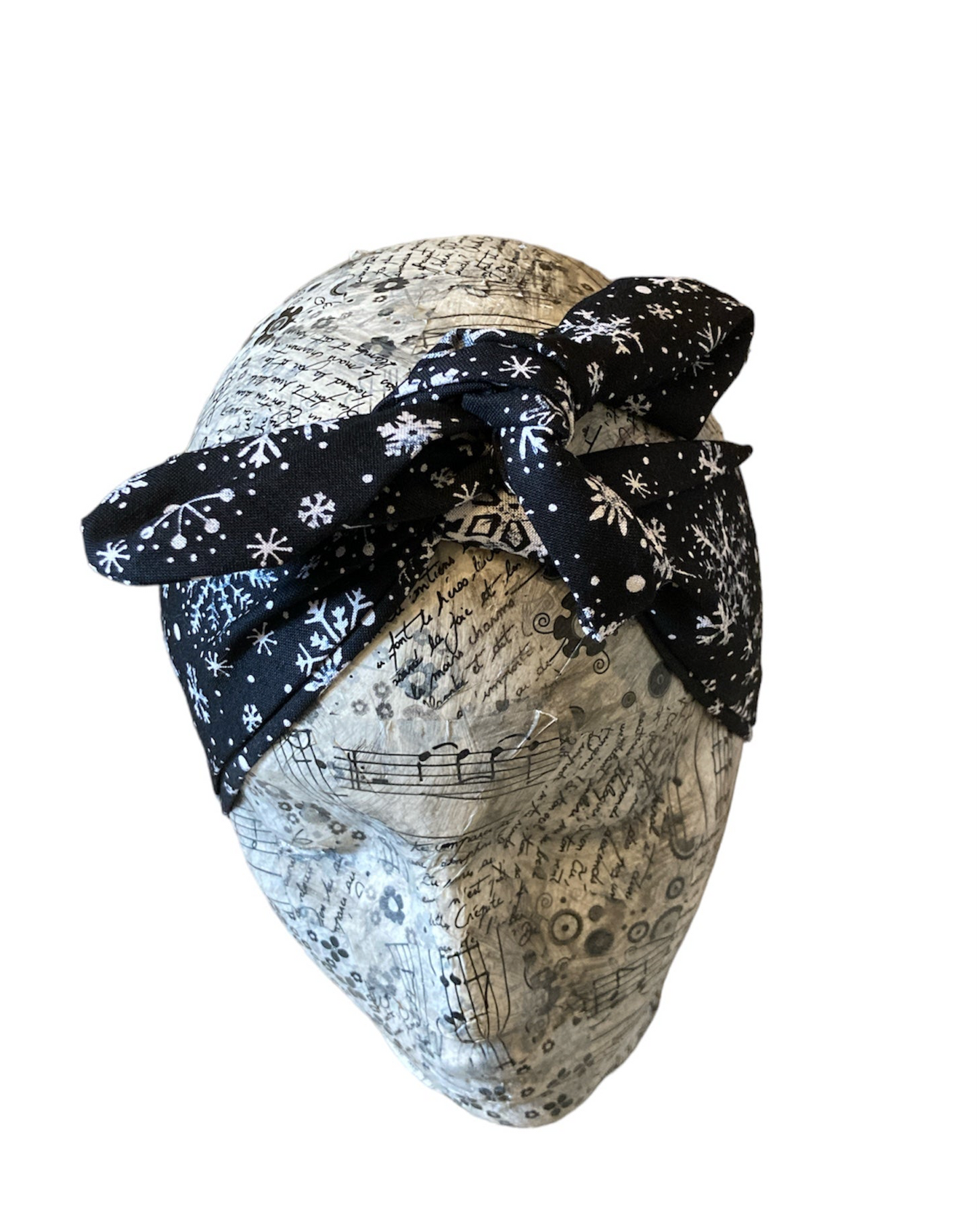Black and white snowflake headband.
