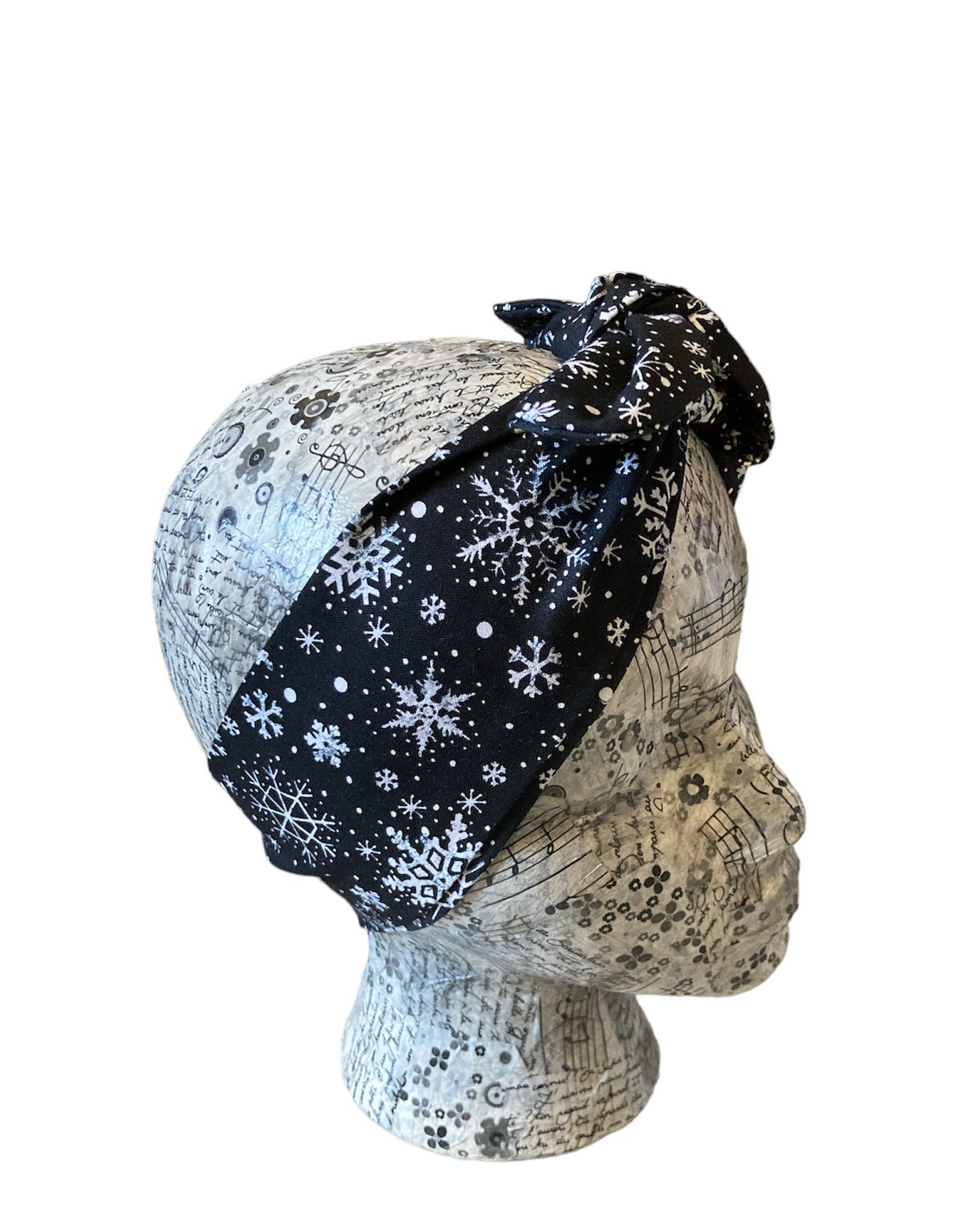 Black and white snowflake headband.